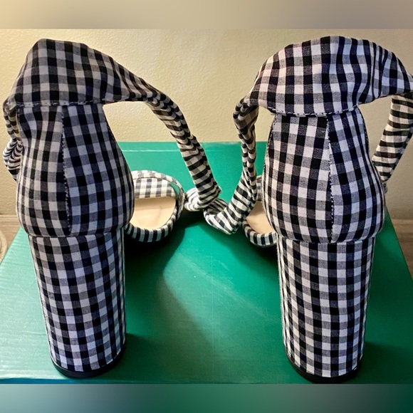 Black and white checkered sandals - Picture 3 of 9